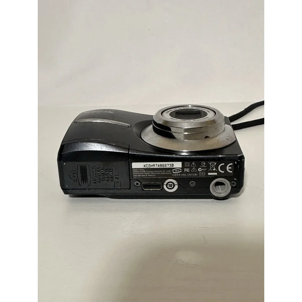 Kodak EasyShare C613 digital camera For Parts Not Working
